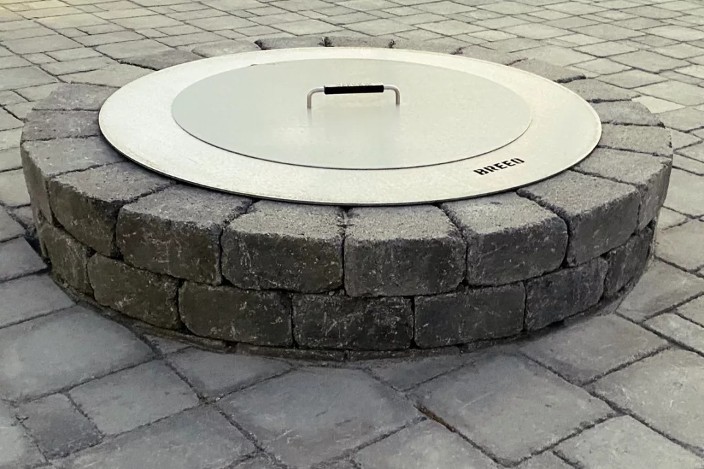 Breeo Smokeless Fire Pit with Lid